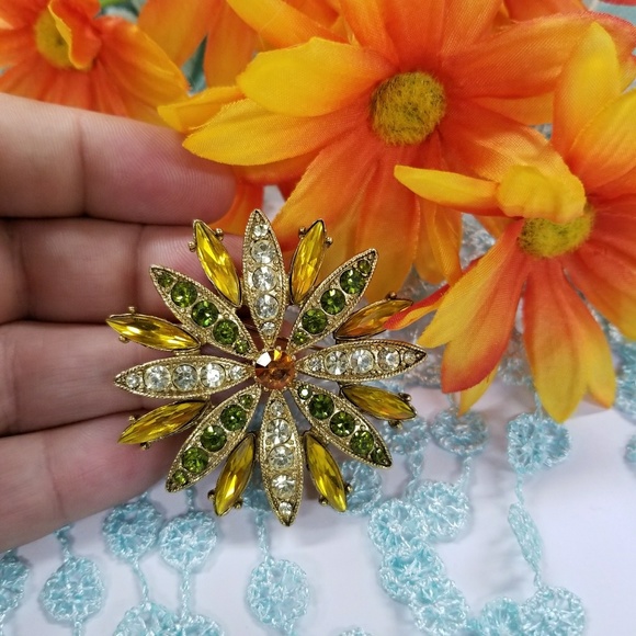 Exqusite VTG Sunburst Brooch - Picture 1 of 8